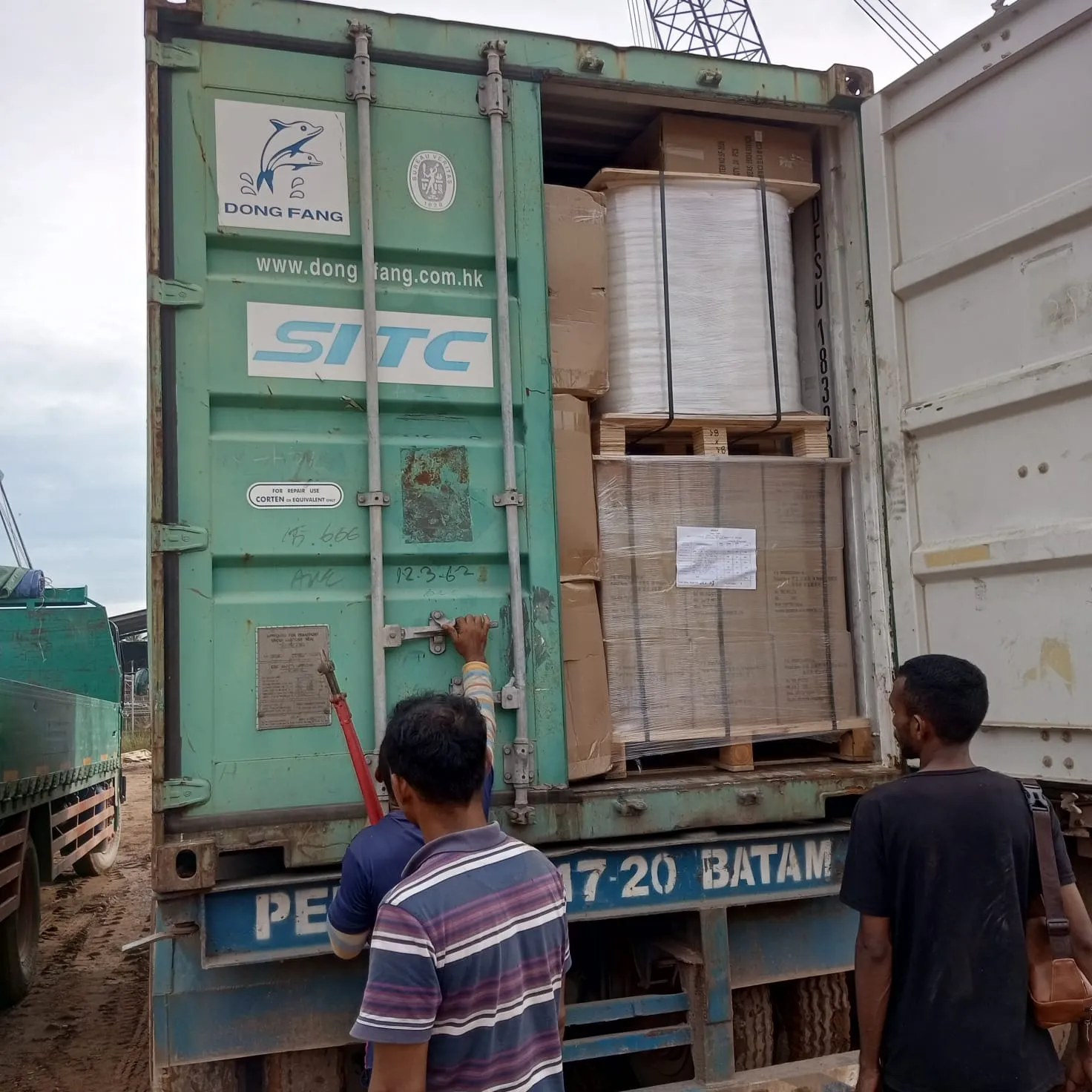 CHINA - BATAM FCL 1X40FT (DOOR TO DOOR - CARGO STUFF)