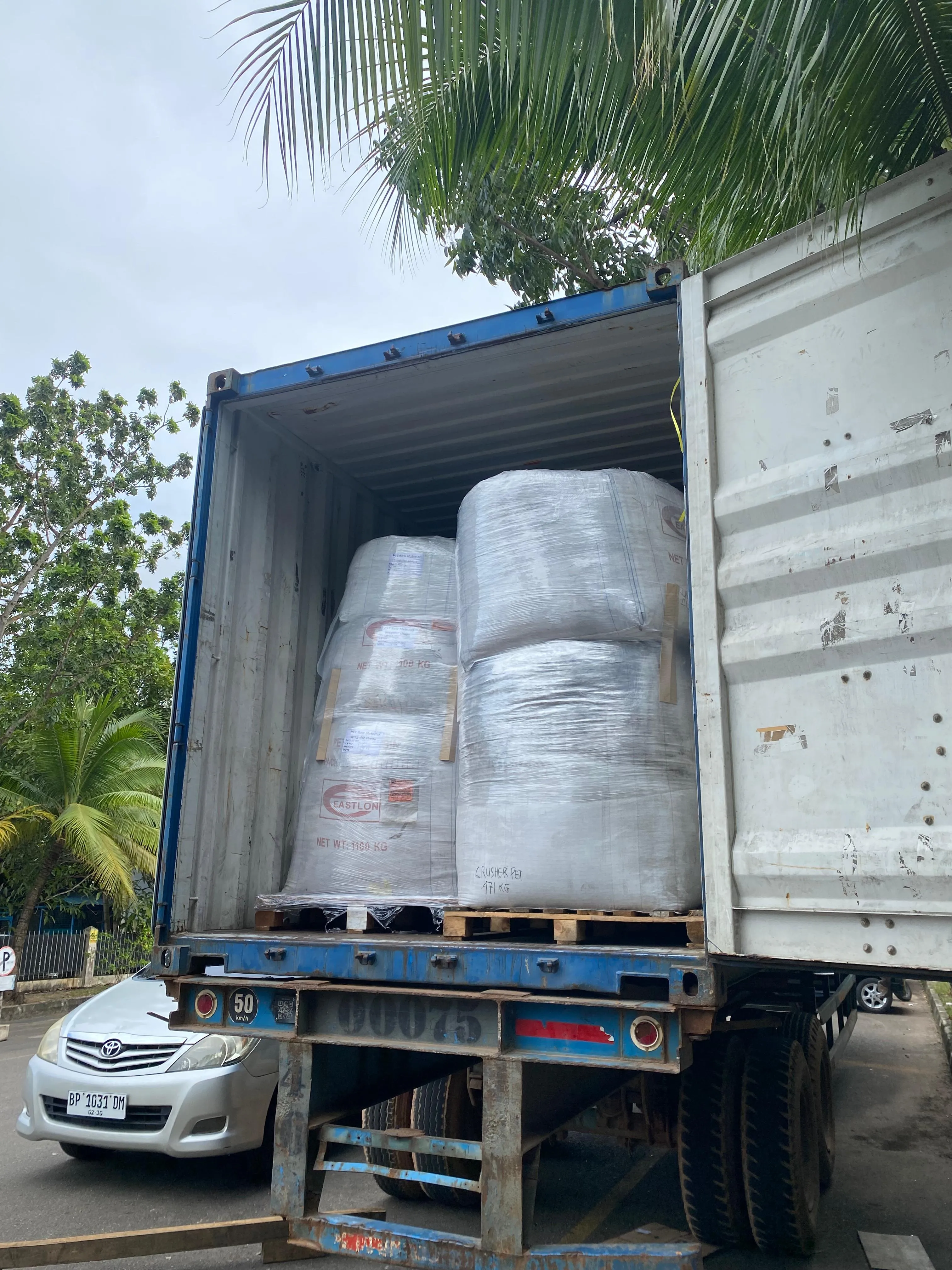 BATAM TO JAKARTA FCL 1X40FT DOOR TO DOOR