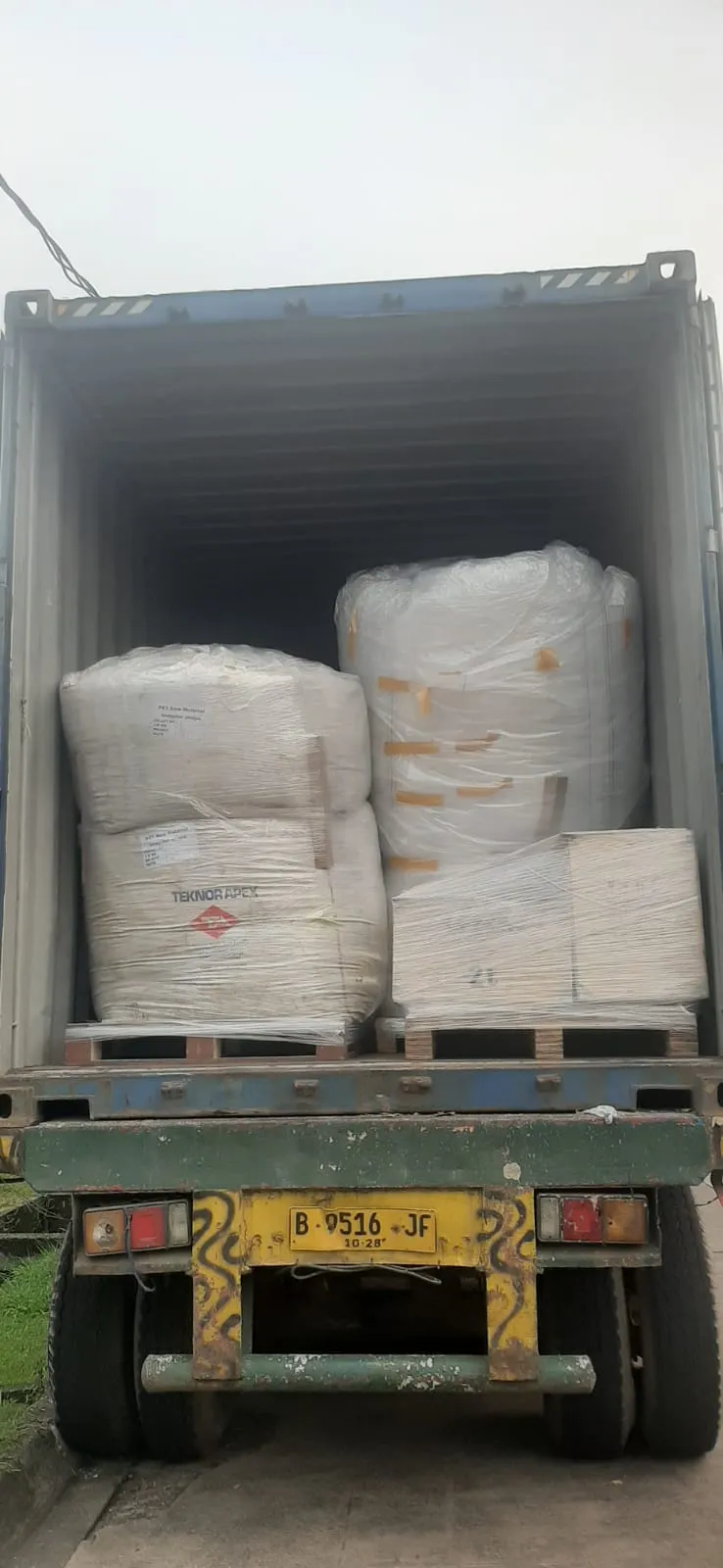 JAKARTA TO BATAM FCL 1X40FT DOOR TO DOOR