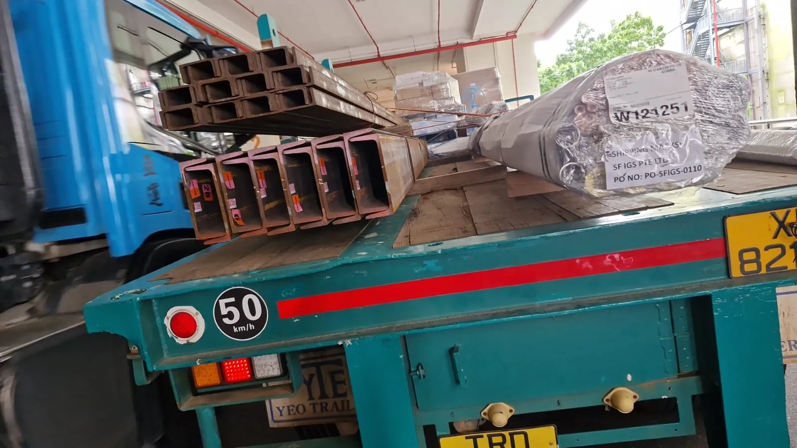 SINGAPORE - BATAM LCL SEA (DOOR TO DOOR)